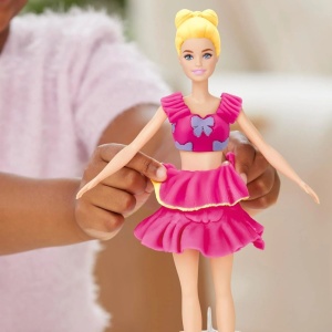 Play Doh Barbie Set Volanase Si Fundite Cu Papusa Inclusa - Img 6
