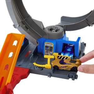 Hot Wheels City Pista Inamicilor Bucla Liliacului - Img 6