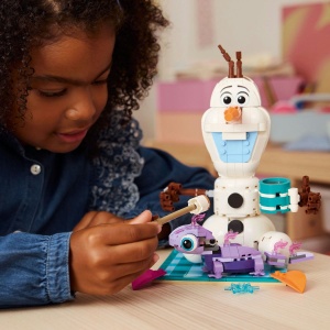 Lego Disney Frozen Distractie La Picnic Cu Olaf Si Bruni 43287 - Img 4