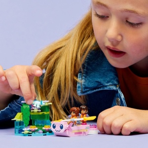 Lego Friends Barca Axolotl Pentru Aventuri 42681 - Img 4