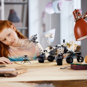 Lego Technic Nasa Mars Rover Perseverance 42158 - Img 3