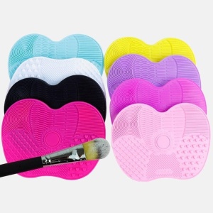 Pad Silicon Pentru Curatarea Pensulelor si Ustensilelor de Make up in Diverse Culori