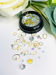 Strass-Mix-Nageldekor - 09