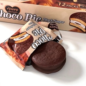 Lotte Choco Pie Black Sugar Milk Tea, 336g - Img 2