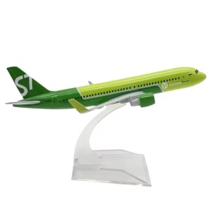 Machetă avion JSK Siberia Airlines S7 Airbus A320, metal, 16 cm, scara 1:250 - Img 2