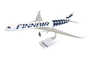 Macheta avion Finnair Marimekko Airbus A350-900, plastic, 34 cm, scara 1:200