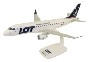 Macheta avion LOT Polish Airlines Embraer 175, plastic, 30 cm, scara 1:100