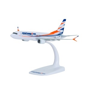Macheta avion Smartwings Boeing B737-8Max, plastic, 20 cm, scara 1:200