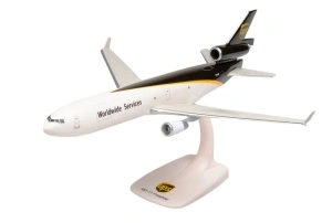 Macheta avion UPS Airlines MD-11 Freighter, plastic, 31 cm, scara 1:200