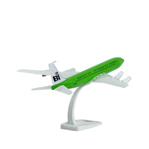 Macheta avion Braniff Lime Green Boeing B707-300, plastic, 31,5 cm, scara 1:144 - Img 3