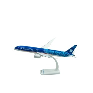 Macheta avion Air Tahiti Nui Boeing B787-9, plastic, 31,5 cm, scara 1:200 - Img 2
