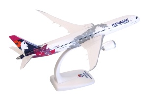 Macheta avion Hawaiian Airlines Boeing B787-9, plastic, 31.5 cm, scara 1:200 - Img 2