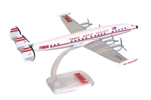 Macheta avion TWA Connie, plastic, 28 cm, scara 1:125 - Img 2