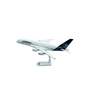 Macheta avion Lufthansa Airbus A380-800, plastic, 37.5 cm, scara 1:200 - Img 2