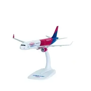 Macheta avion Wizz Air Airbus A321neo, plastic, 22 cm, scara 1:200