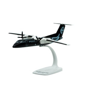 Macheta avion Air New Zealand Bombardier Dash 8-300, plastic, 25,5 cm, scara 1:100