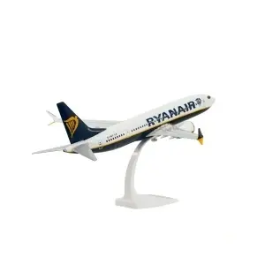Macheta avion Ryan Air Boeing B737 – 8 max, plastic, 40 cm, scara 1:100 - Img 2