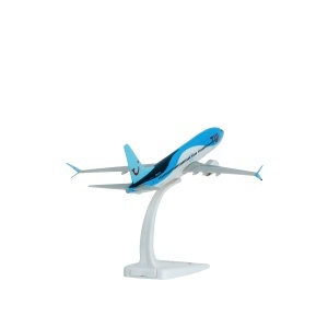 Macheta avion TUI Holland Boeing B737-8 MAX, plastic, 20 cm, scara 1:200 - Img 3