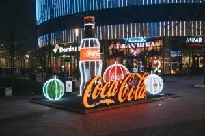 Vopsea lucioasa obiecte publicitare