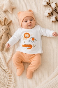 Compleu bebe portocaliu din bumbac cu caciulita si imprimeu animalute safari