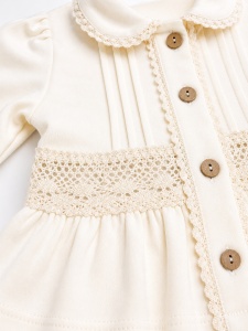 Compleu elegant bebe fetita crem cu dantela si bentita 3 piese - Img 3