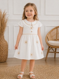 Rochita fetite alba eleganta cu broderie florala si guler decorativ