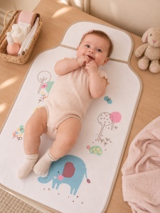 Salteluta impermeabila schimbat scutece bebe 45x80 cm pliabila model elefant si maimutica
