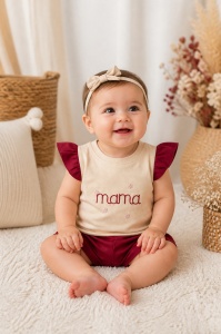 Set haine bebe fete 2 piese bumbac premium – tricou mama si pantaloni rosii