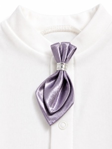 Costum elegant bebe baiat alb cu vesta gri 6 piese pentru botez - Img 4