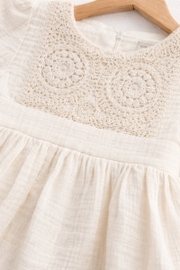 Rochita bebe fetite eleganta ivoire cu dantela maneca lunga din muselina - Img 5