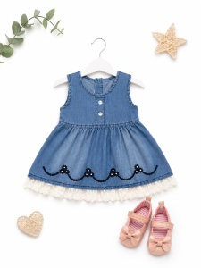 Rochita fetite denim cu broderie si volan tull cu pantofiori inclusi - Img 2