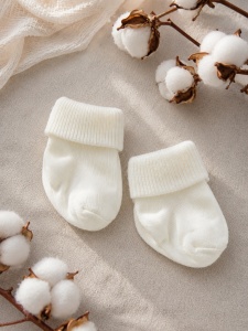 Set 3 perechi sosete bebe roz si alb cu manseta moale pentru nou nascut - Img 3