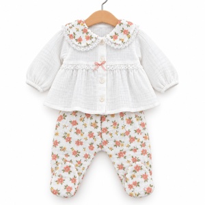 Set bebe 10 piese din muselina, imprimeu floral, alb cu roz, bluzita, salopeta, pantaloni, accesorii - Img 4
