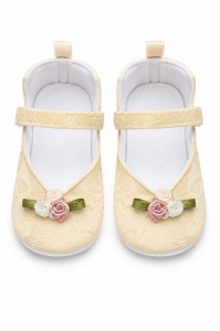 Balerini bebe eleganti crem cu floricele decorative, comozi si delicati pentru fetite - Img 2