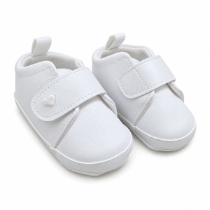 Pantofiori bebe albi din piele ecologica cu arici si inimioara brodata - Img 5