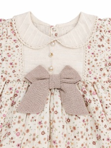 Rochie bebe fetita eleganta florala cu guler si fundita, fotografie de produs pe fundal alb
