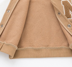 Trening bebe 3 piese camel din bumbac cu bluza, jacheta college si pantaloni pentru bebelusi - Img 3