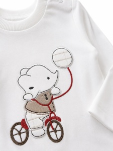 Compleu 3 piese bebelusi crem cu hanorac, bluza elefant si pantaloni - Img 5