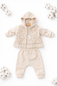 Set bebe fetite crem 3 piese hanorac bluza si pantaloni iepuras, fotografie de produs pe fundal alb