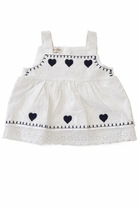Set fetite vara bluza alba cu inimioare si pantaloni scurti denim, casual chic - Img 5