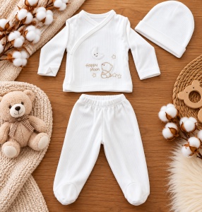 Set nou nascut 7 piese bumbac alb cu ursulet si luna, paturica, pantaloni si accesorii - Img 2