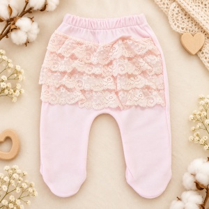 Set nou nascut fetita 10 piese bumbac, roz, dantela, paturica, body, salopeta si accesorii - Img 4