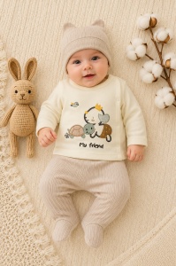 Compleu bebe crem din bumbac cu caciulita si imprimeu my friend pentru baieti