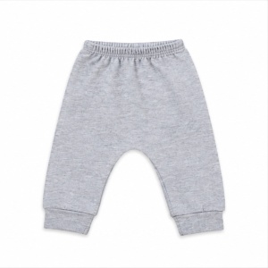 Compleu bebe gri cu jacheta, bluza si pantaloni cu imprimeu vulpita, fotografie de produs pe fundal alb