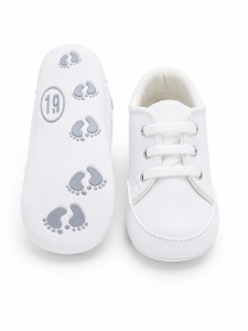 Pantofi bebe albi casual cu siret si aplicatie stea comozi - Img 5