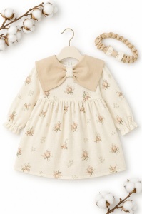 Rochie bebe fetita din muselina crem cu flori si bentita eleganta - Img 2