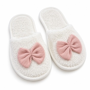 Set baie bebe 4 piese din bumbac, halat cu gluga, prosop, manusa si papuci, fundite, alb-roz - Img 6