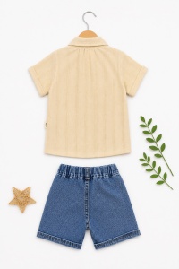 Set bebe baiat 3 piese tricou maiou camasa crem si pantaloni scurti denim vara, fotografie de produs pe fundal alb