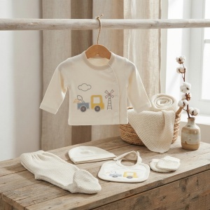Set nou-nascut 5 piese din bumbac crem cu tractor, pantaloni cu botosei integrati - Img 2
