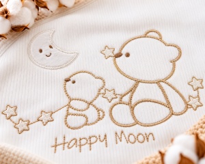 Set nou nascut 7 piese bumbac alb cu ursulet si luna, paturica, pantaloni si accesorii - Img 5